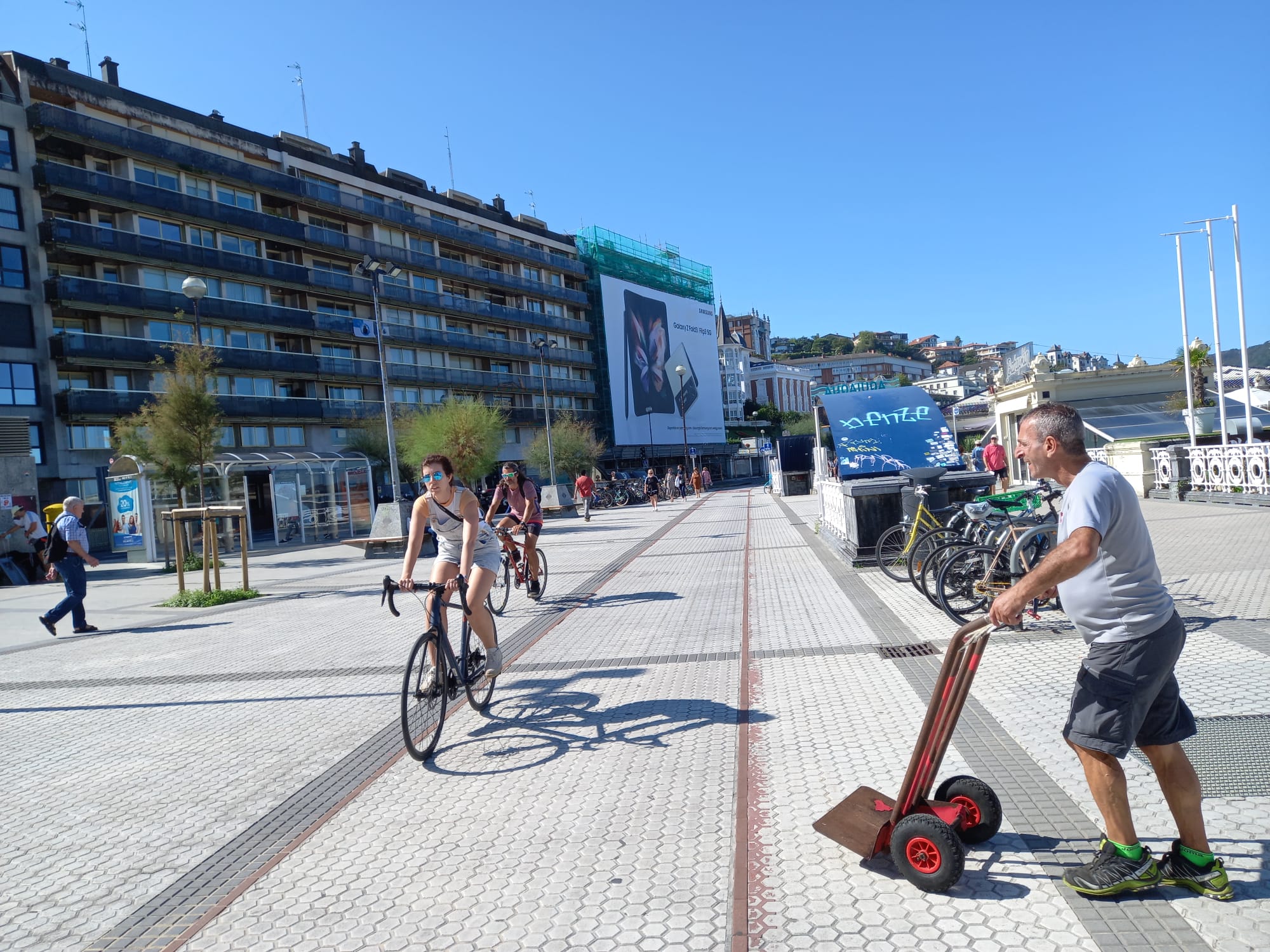 concha1 - El Paseo de la Concha se cerrará a los vehículos a partir del 28 de septiembre