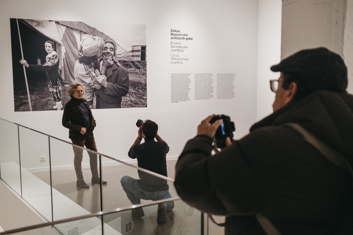 XE4S5966 - 30 años de la obra fotográfica de la donostiarra Isabel Azkarate en Artegunea