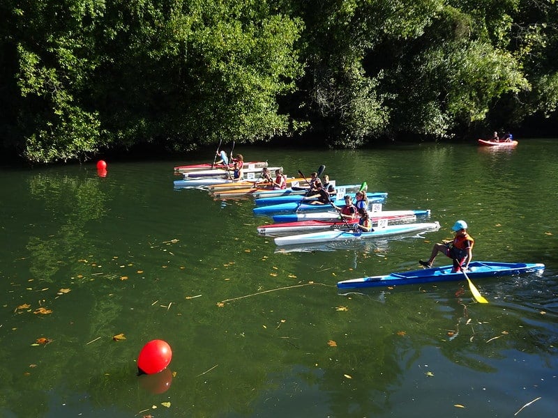 54063496392 688ac14683 c - (Fotos) Encuentro con Donostia Kayak en el parque fluvial de Txomin Enea