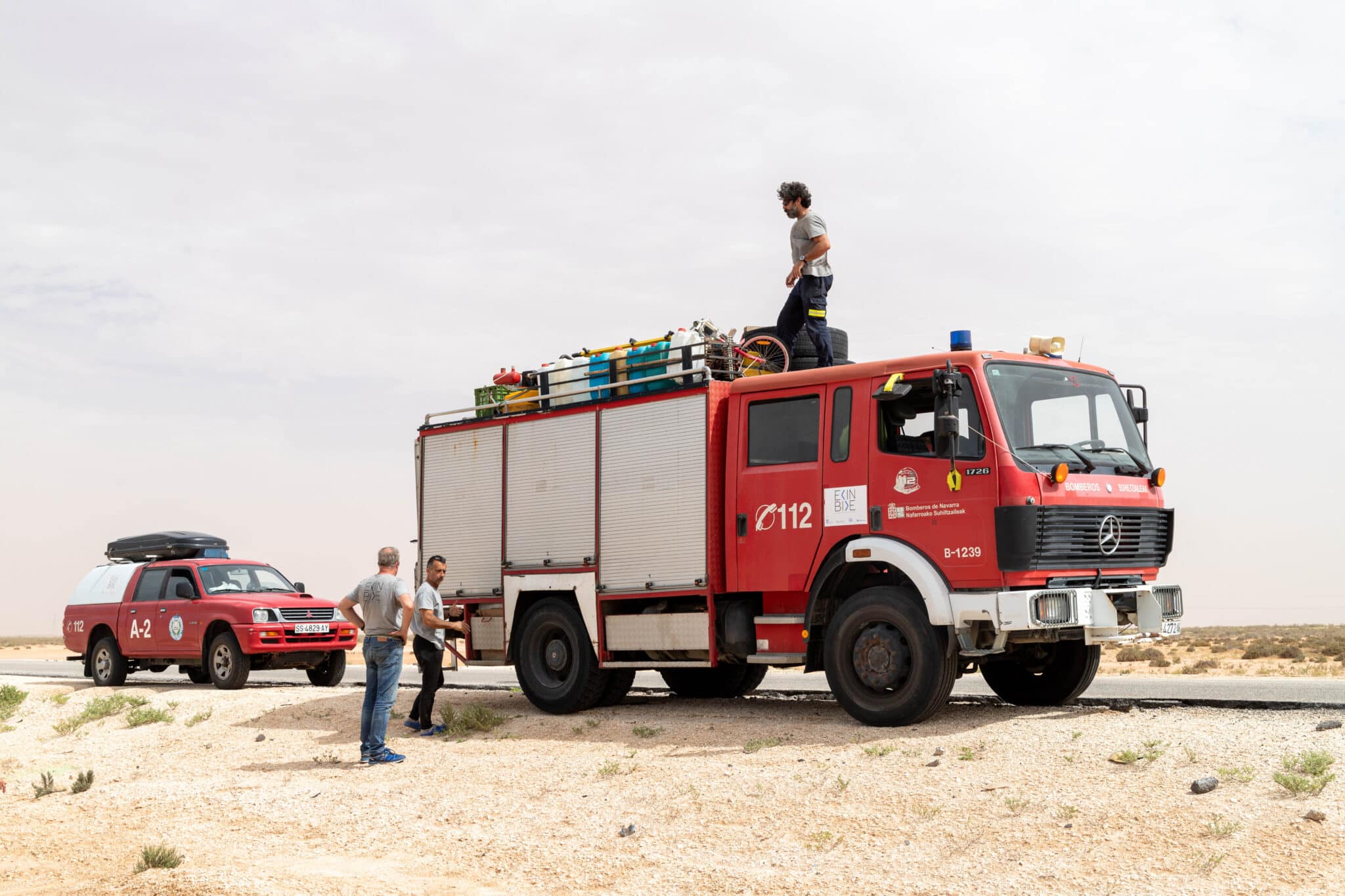 10.28. Mauritania 5 scaled - Seis voluntarios con dos vehículos de bomberos viajan desde Donostia a Bafatá (Guinea Bissau)