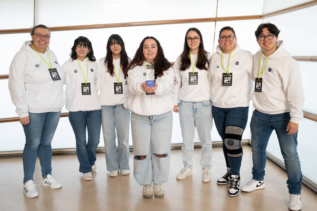 DonostiaInnovationChallenge 1 1024x683 - Prevenir el acoso escolar y facilitar el día a día de las personas mayores: proyectos ganadores del Donostia Innovation Challenge